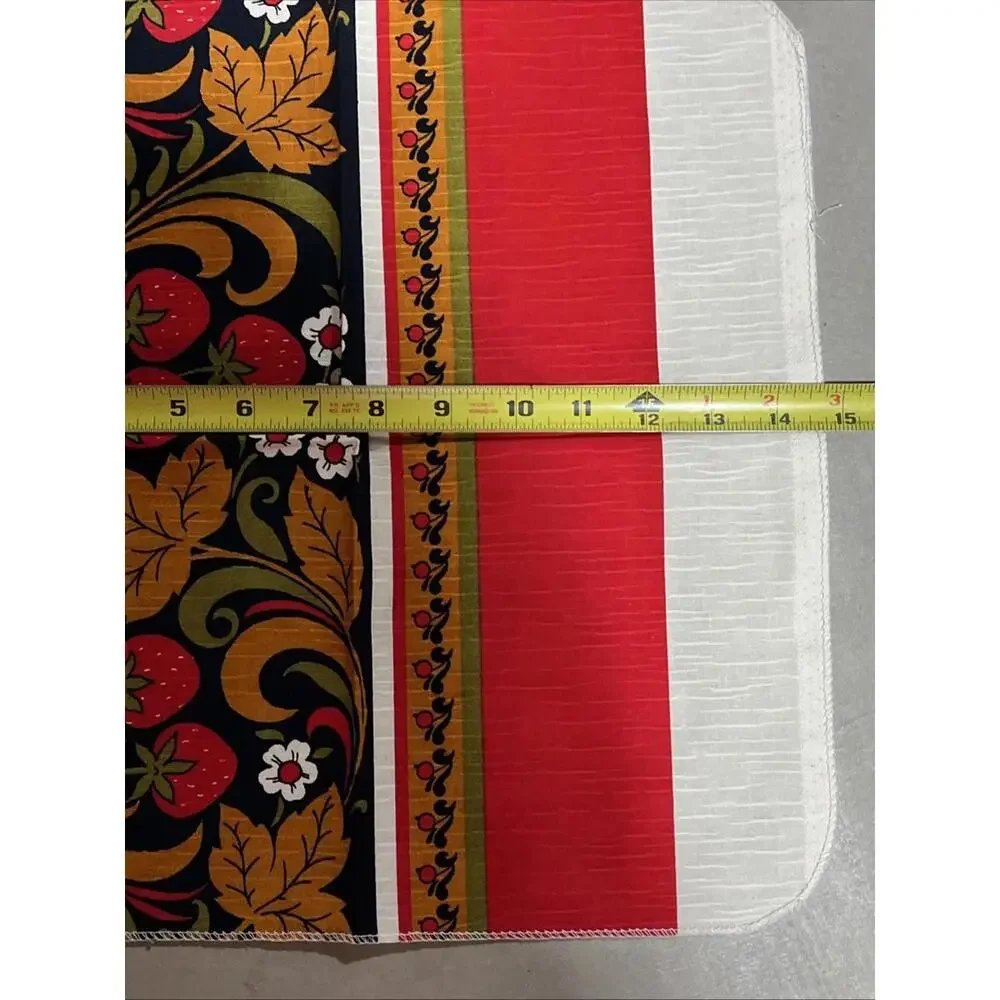 4Pc Napkins Fruit Pattern Strawberries And Flowers